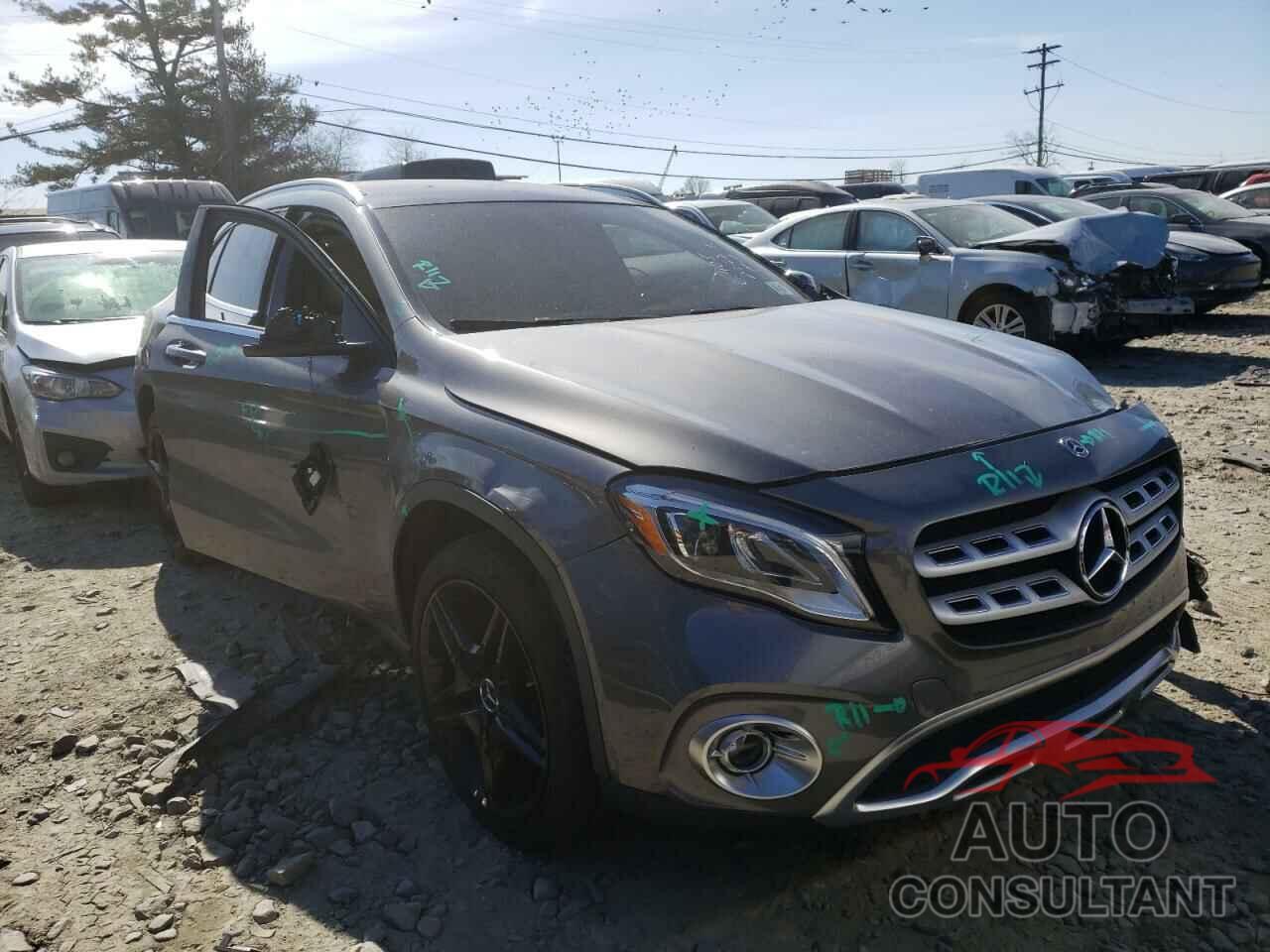 MERCEDES-BENZ GLA-CLASS 2019 - WDCTG4GB6KJ626408