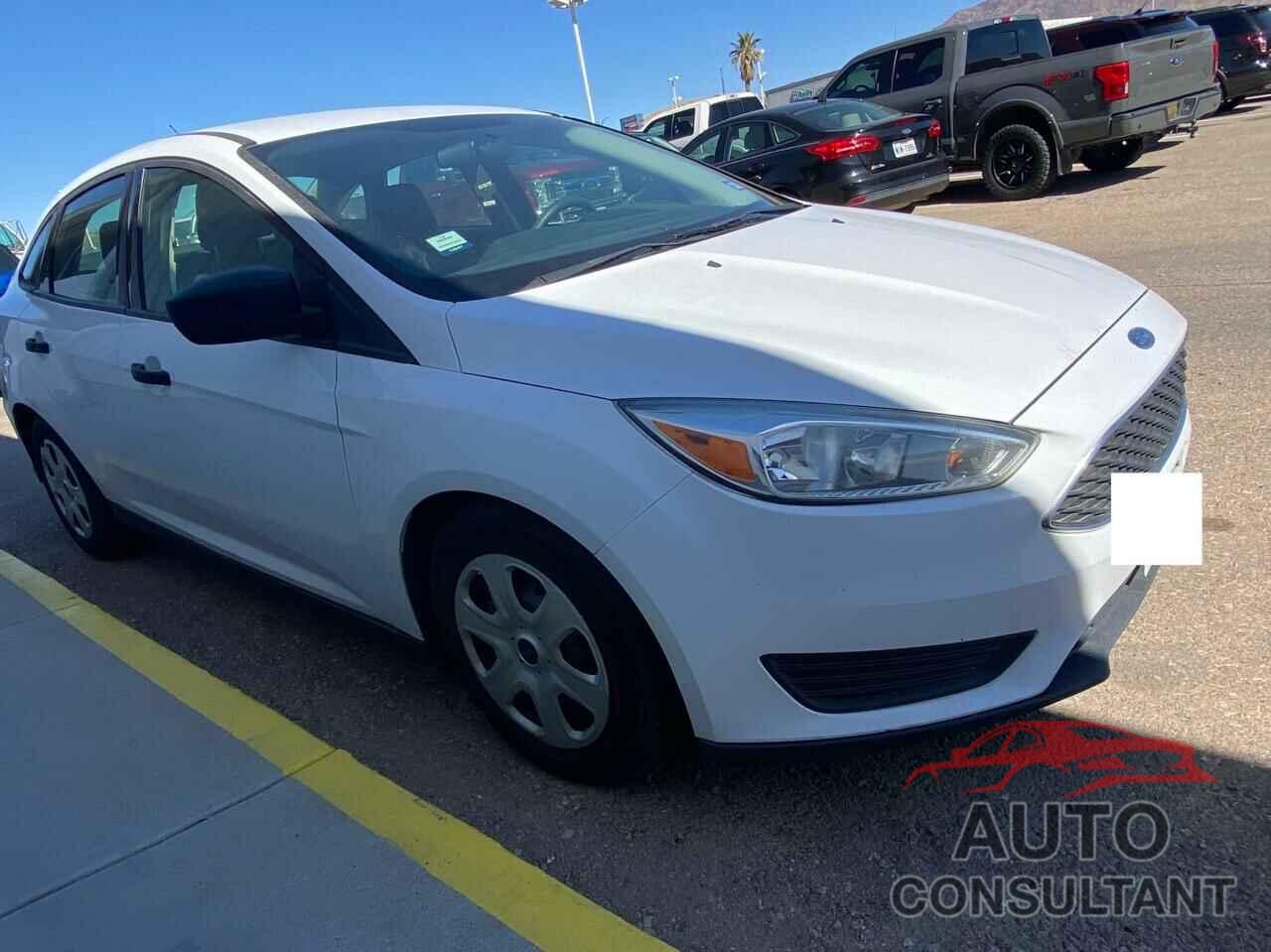 FORD FOCUS 2016 - 1FADP3E27GL246020