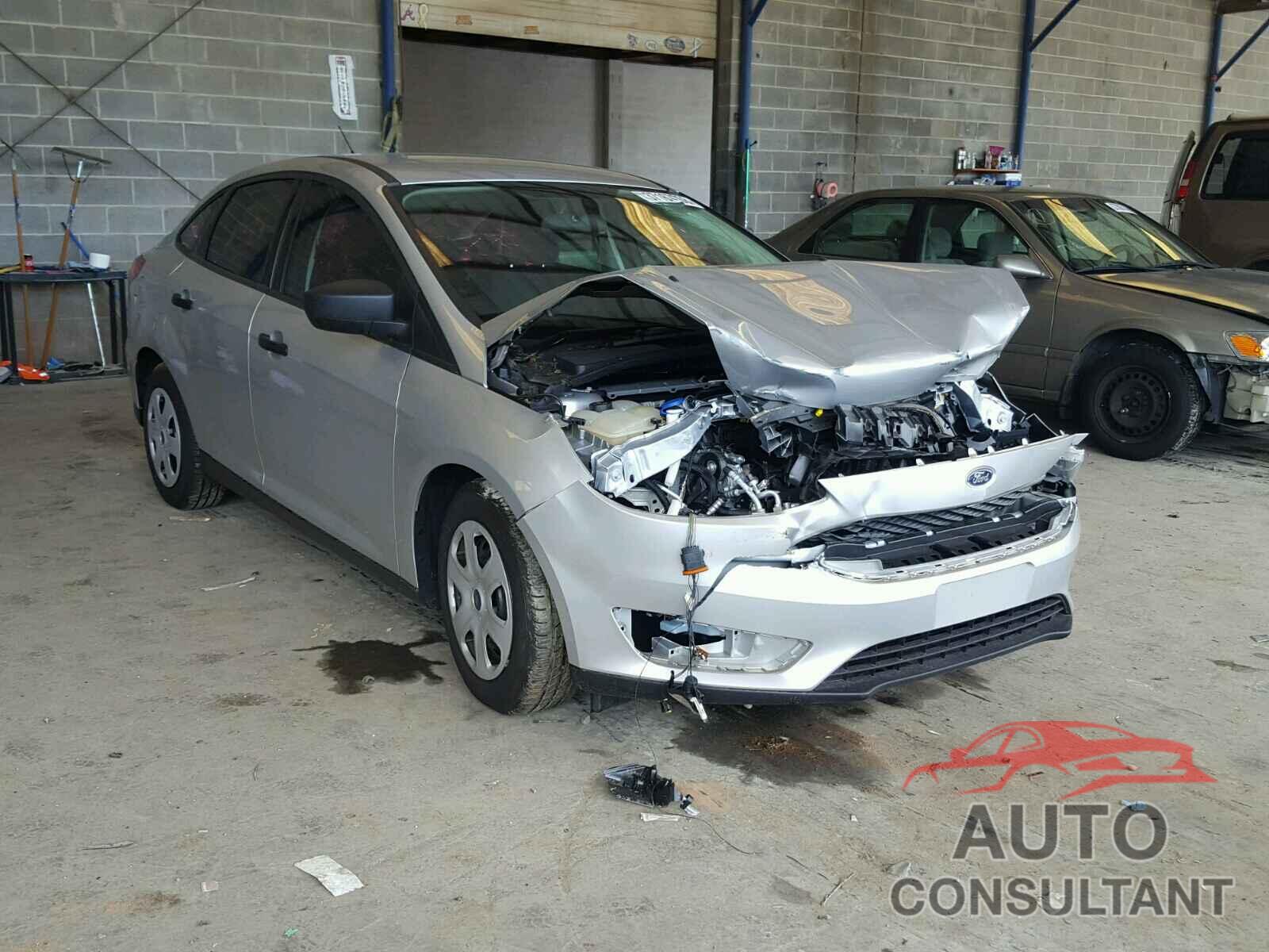 FORD FOCUS 2017 - 1FADP3E29HL234310