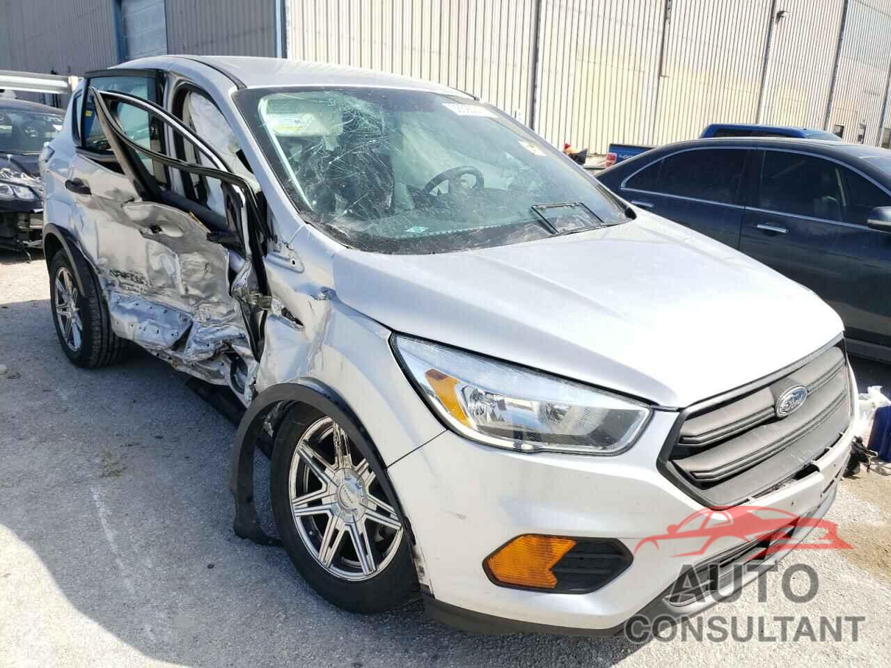 FORD ESCAPE 2017 - 1FMCU0F72HUA58472