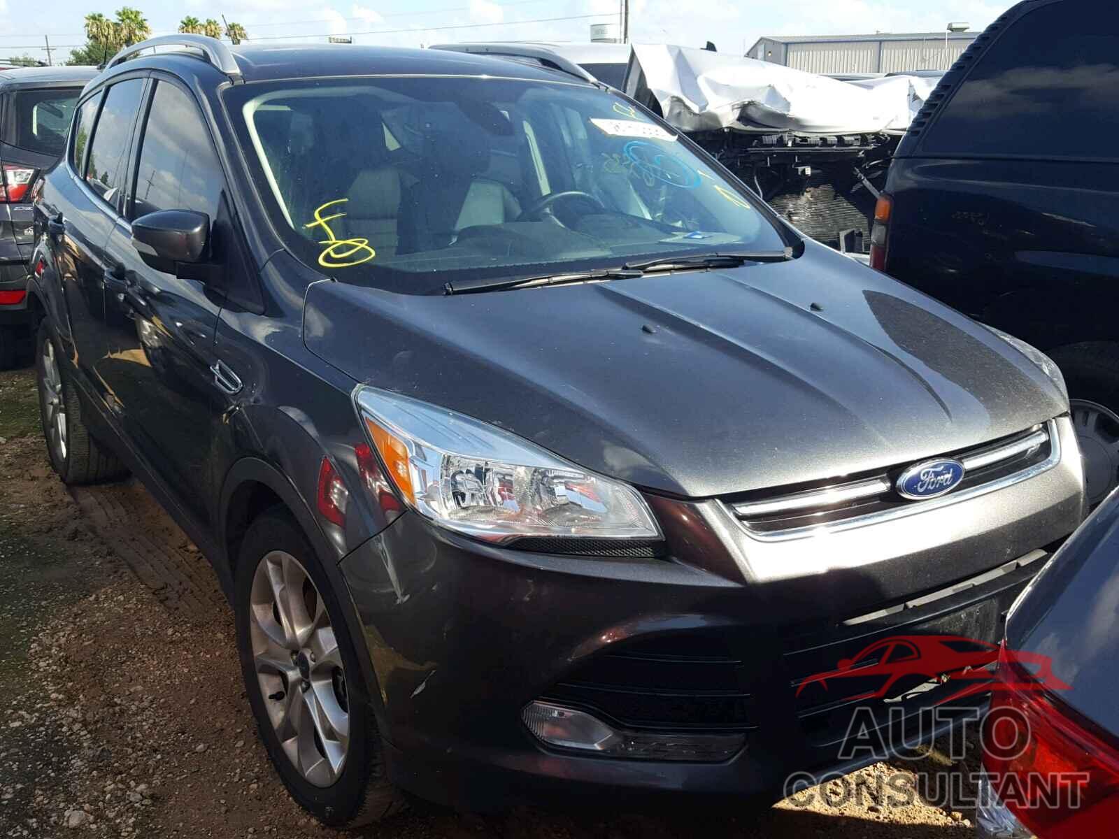 FORD ESCAPE 2016 - 1FMCU0J95GUB37125