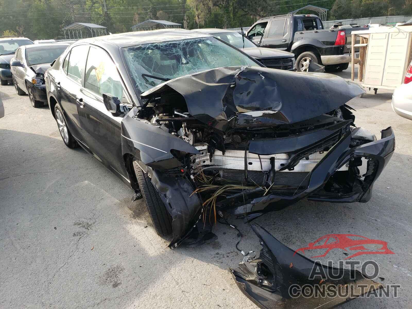 TOYOTA CAMRY 2020 - 4T1L11AK2LU879090