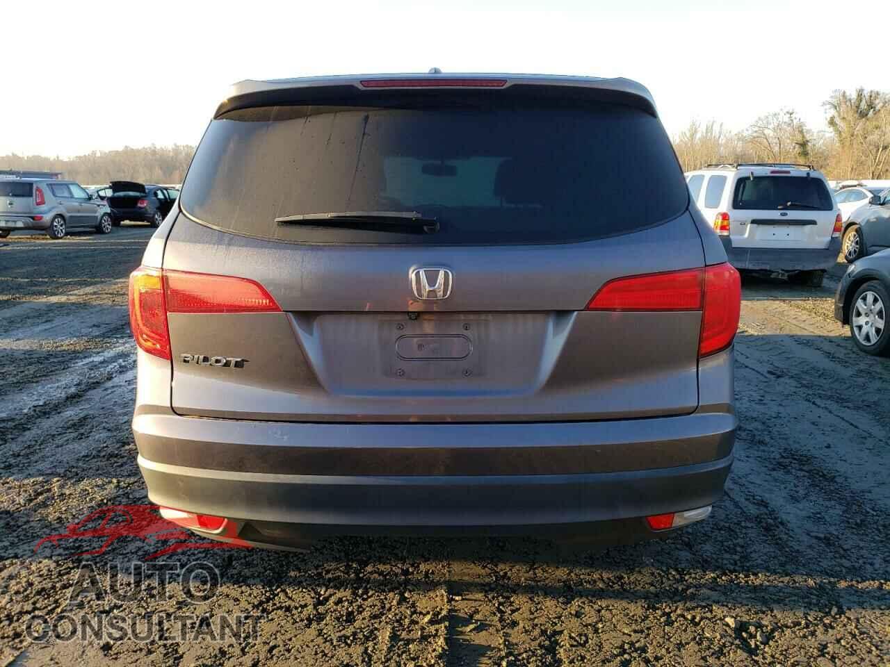 HONDA PILOT 2018 - 5FNYF5H54JB004568