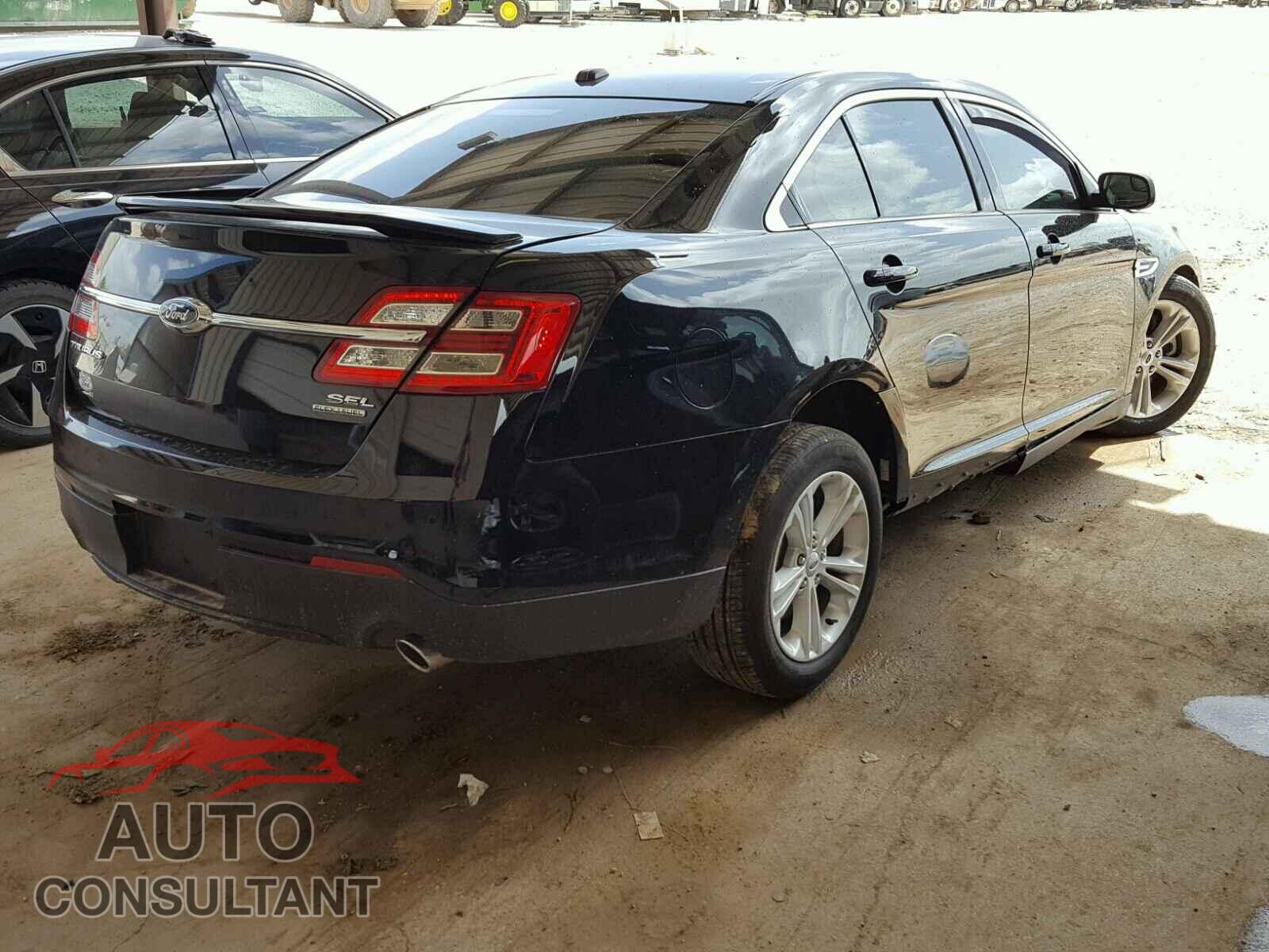 FORD TAURUS 2016 - 1FAHP2E82GG143371