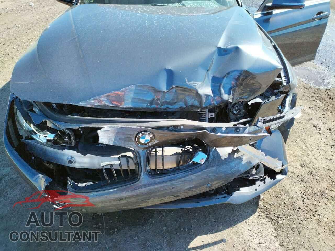 BMW 3 SERIES 2017 - WBA8E1C3XHA156694