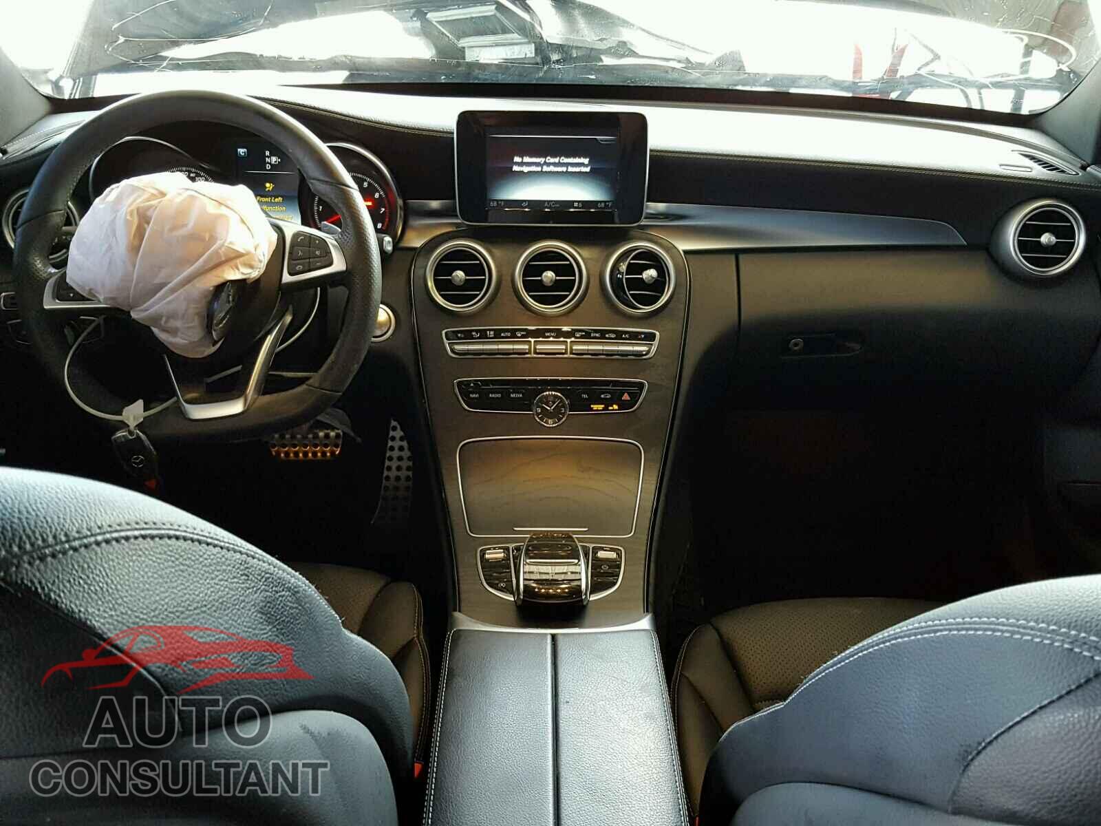 MERCEDES-BENZ C CLASS 2015 - 55SWF4JB9FU052218