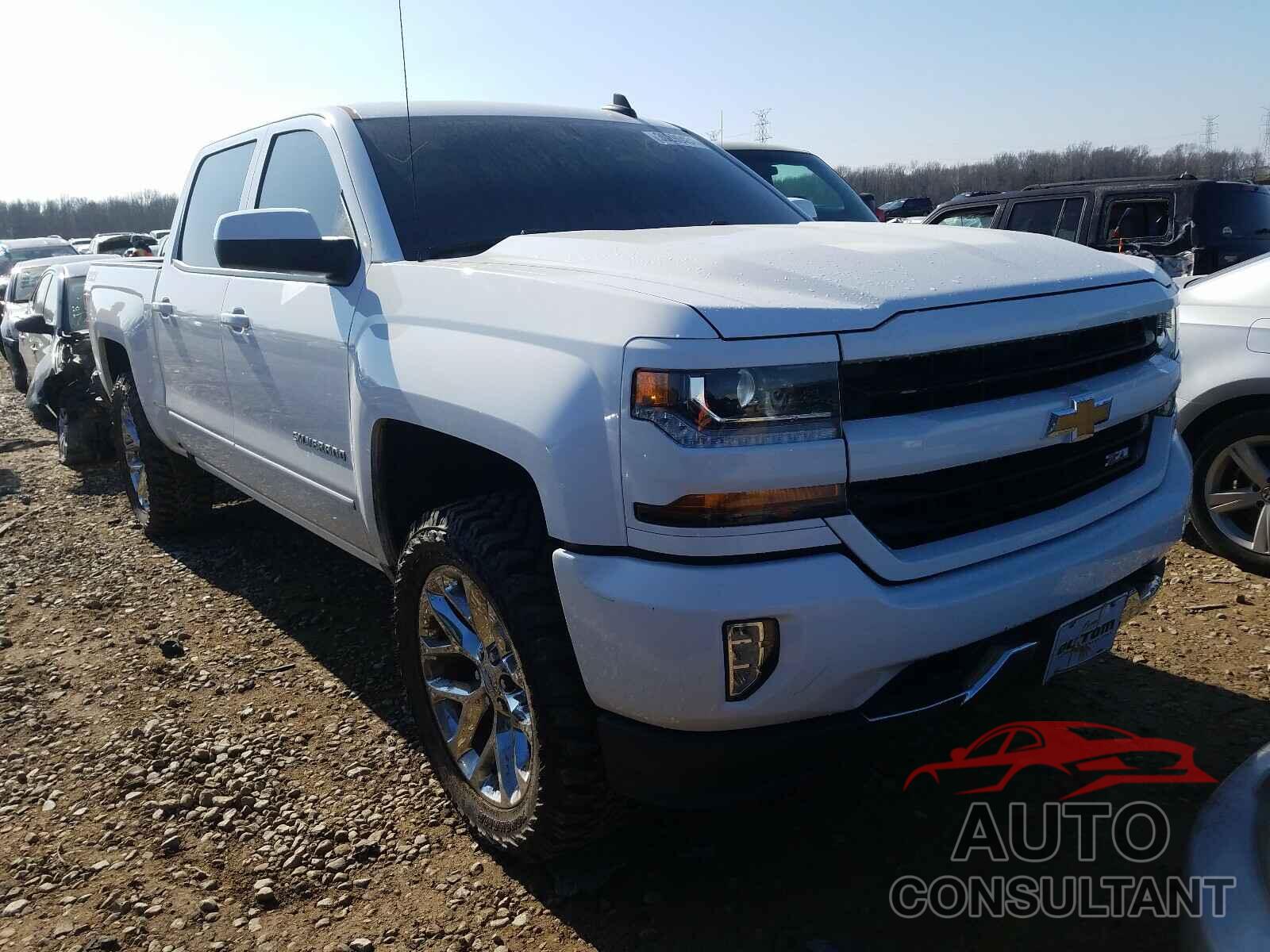 CHEVROLET SILVERADO 2018 - 3GCUKREC8JG177475