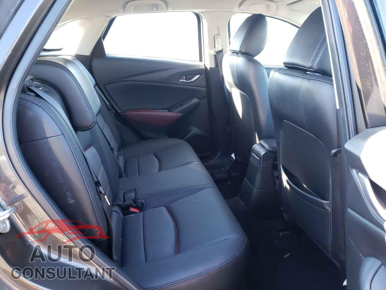 MAZDA CX-3 2017 - JM1DKFC71H0141663