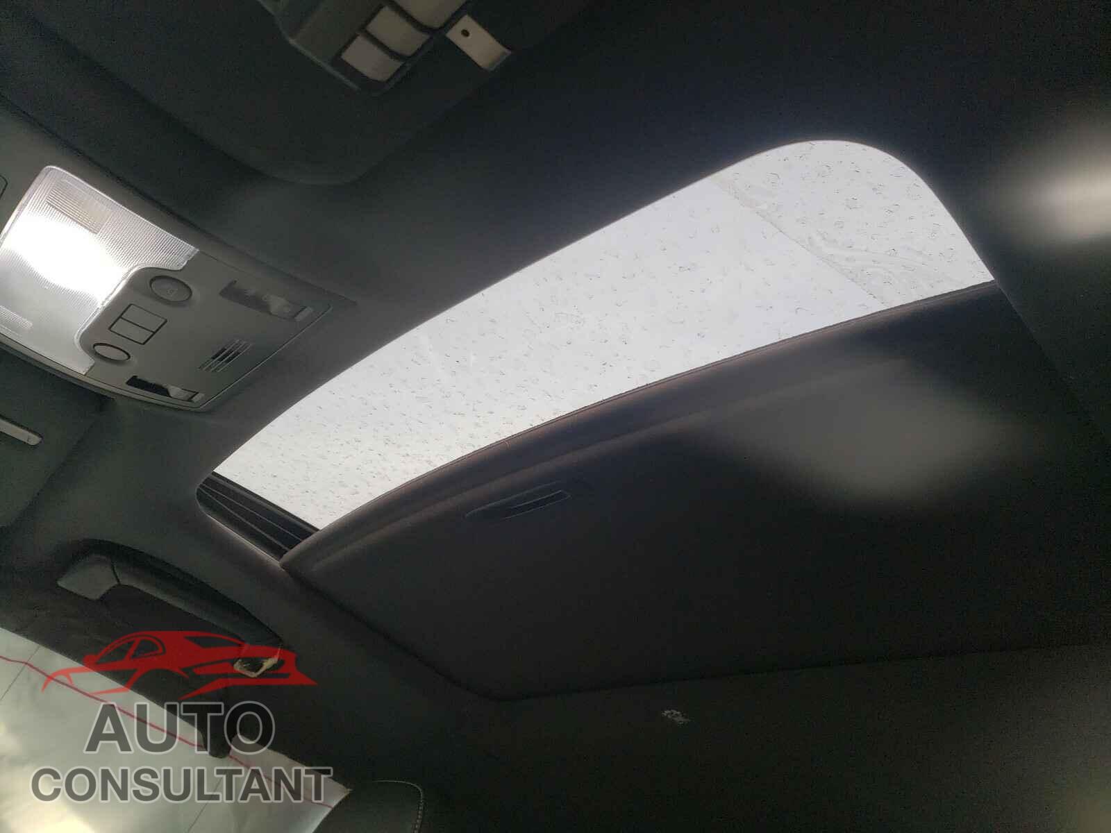 LEXUS IS 2016 - JTHCE1D22G5010671