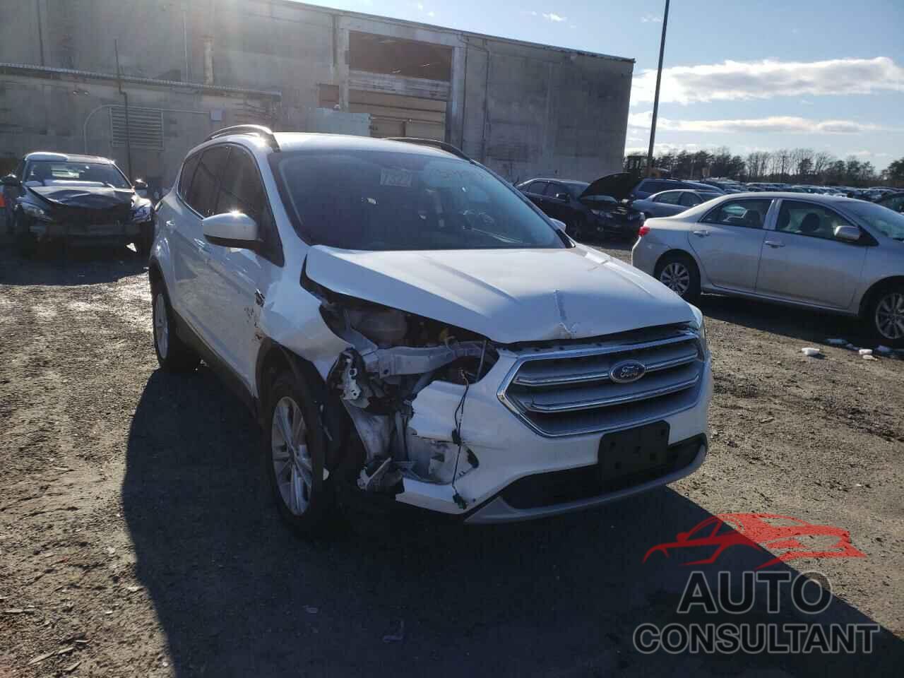FORD ESCAPE 2018 - 1FMCU9GD5JUB37309