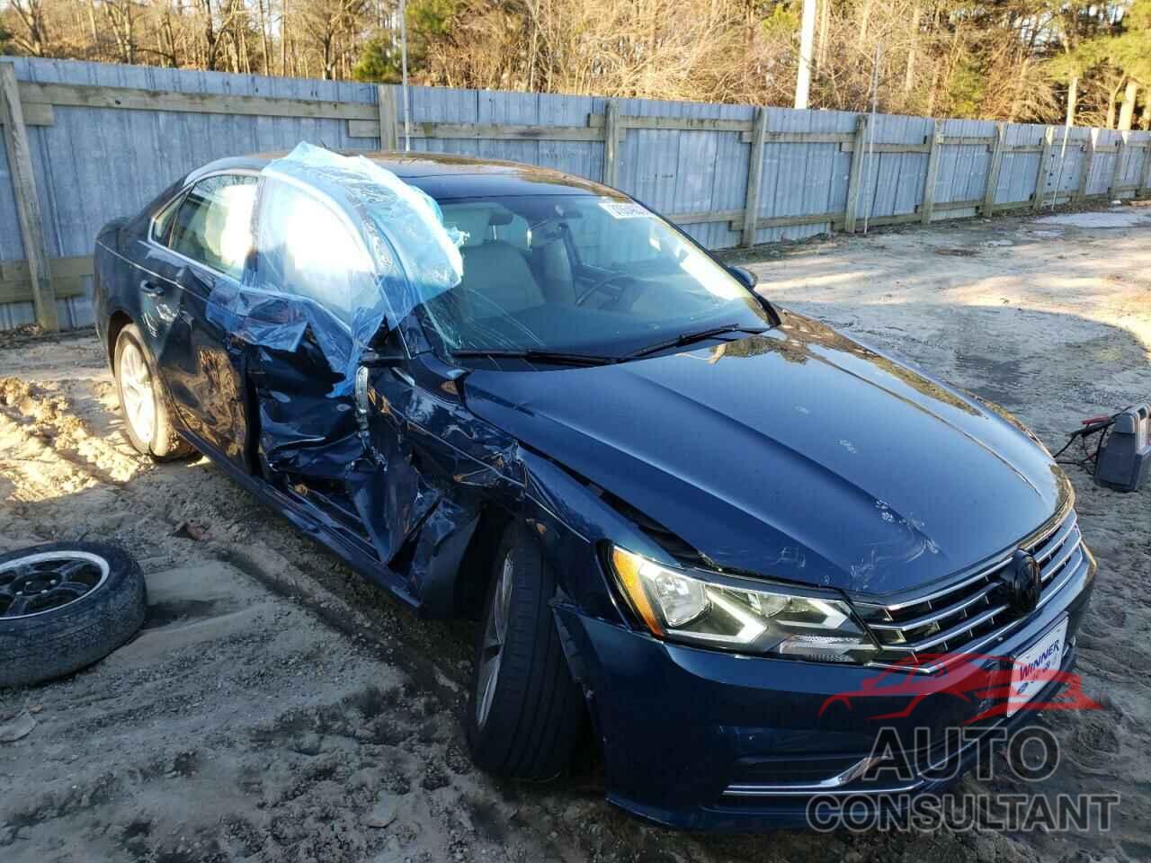 VOLKSWAGEN PASSAT 2018 - 1VWBA7A35JC010429