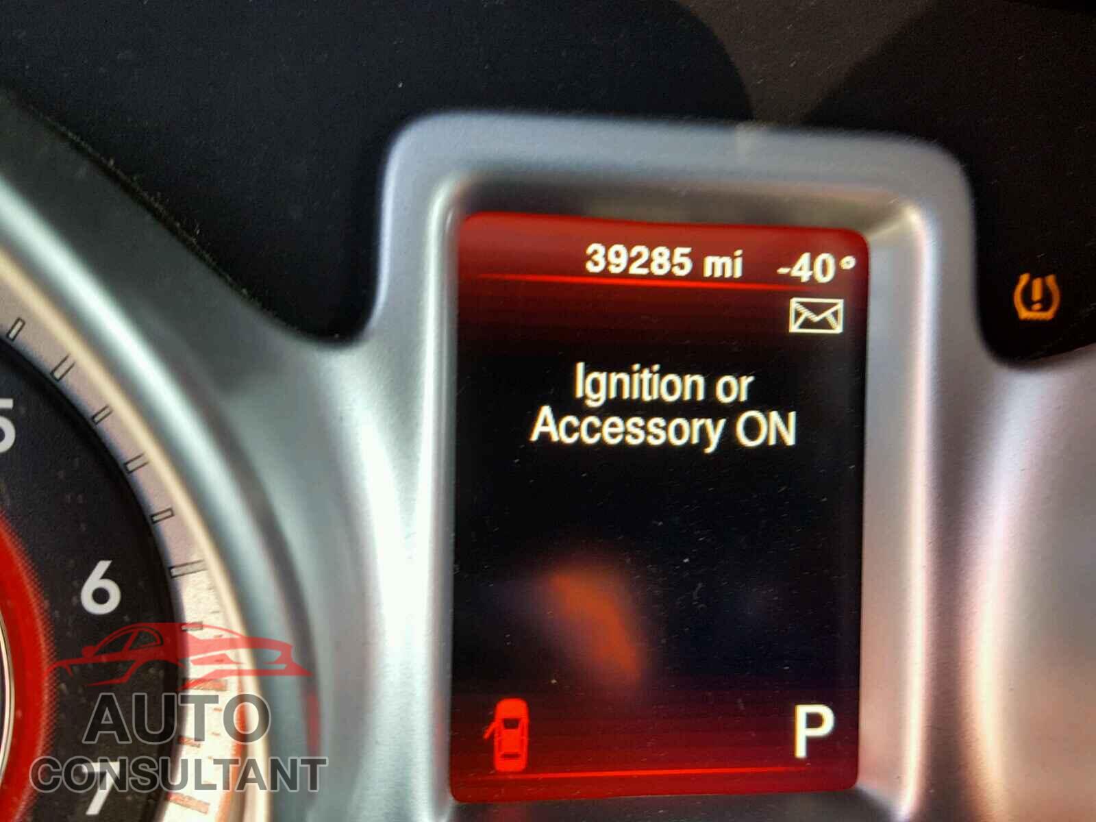 DODGE JOURNEY 2017 - 3C4PDCBG1HT523377