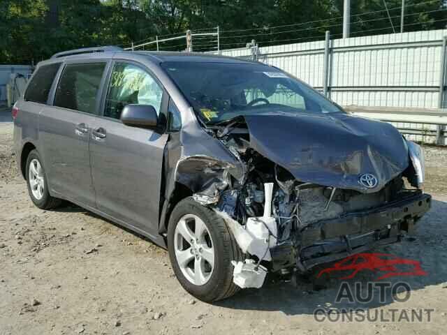 TOYOTA SIENNA 2015 - 5TDKK3DC8FS558905