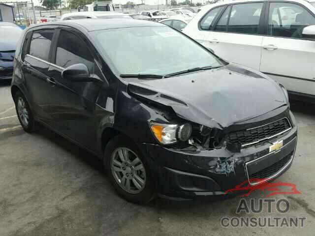 CHEVROLET SONIC 2015 - 1G1JC6SH4F4108391