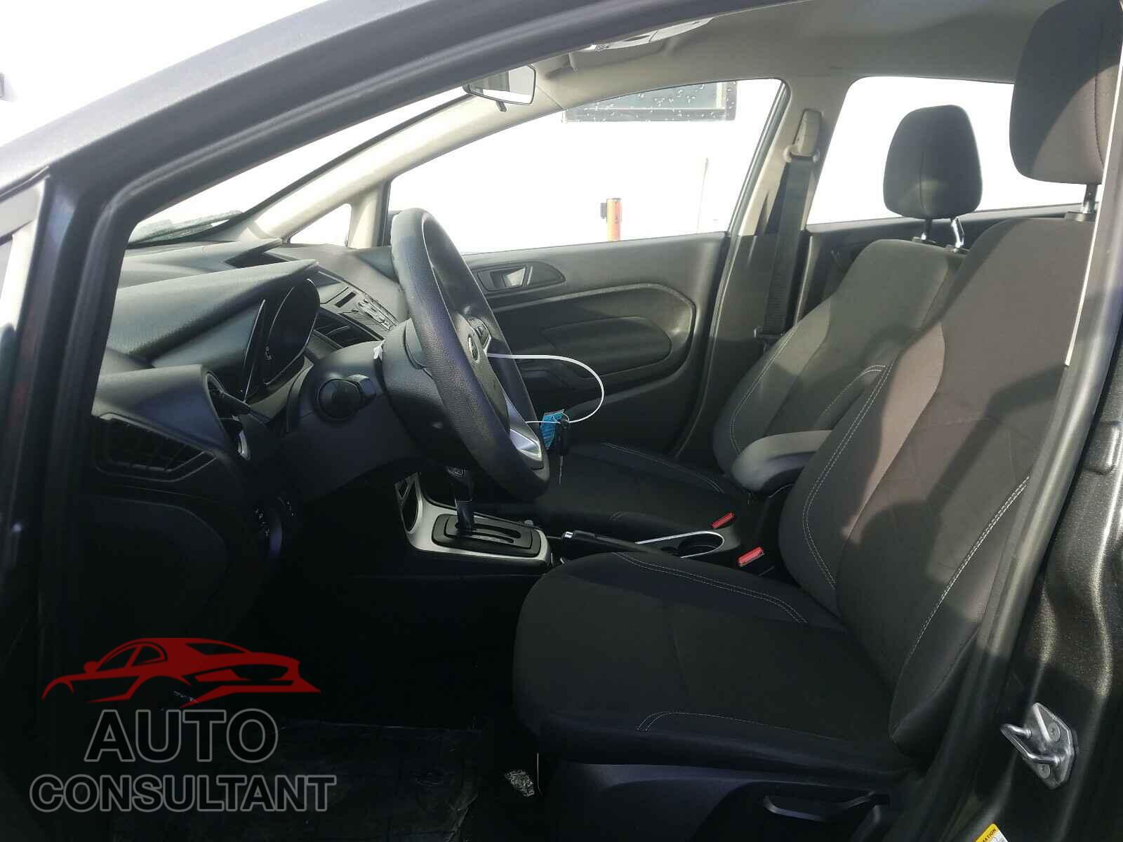 FORD FIESTA 2017 - 3FADP4EJ3HM170132