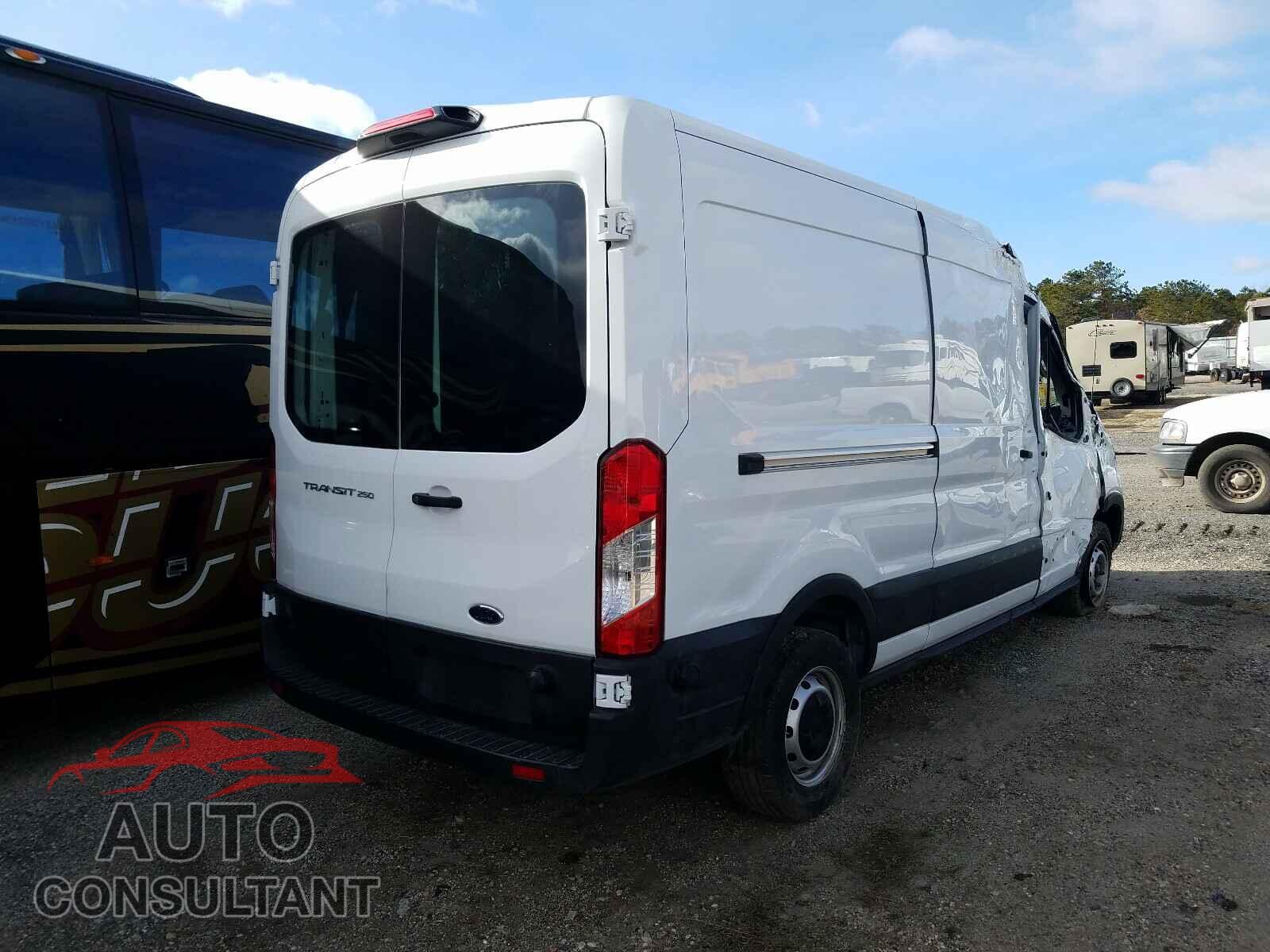 FORD TRANSIT CO 2019 - 1FTYR2CM8KKB12040