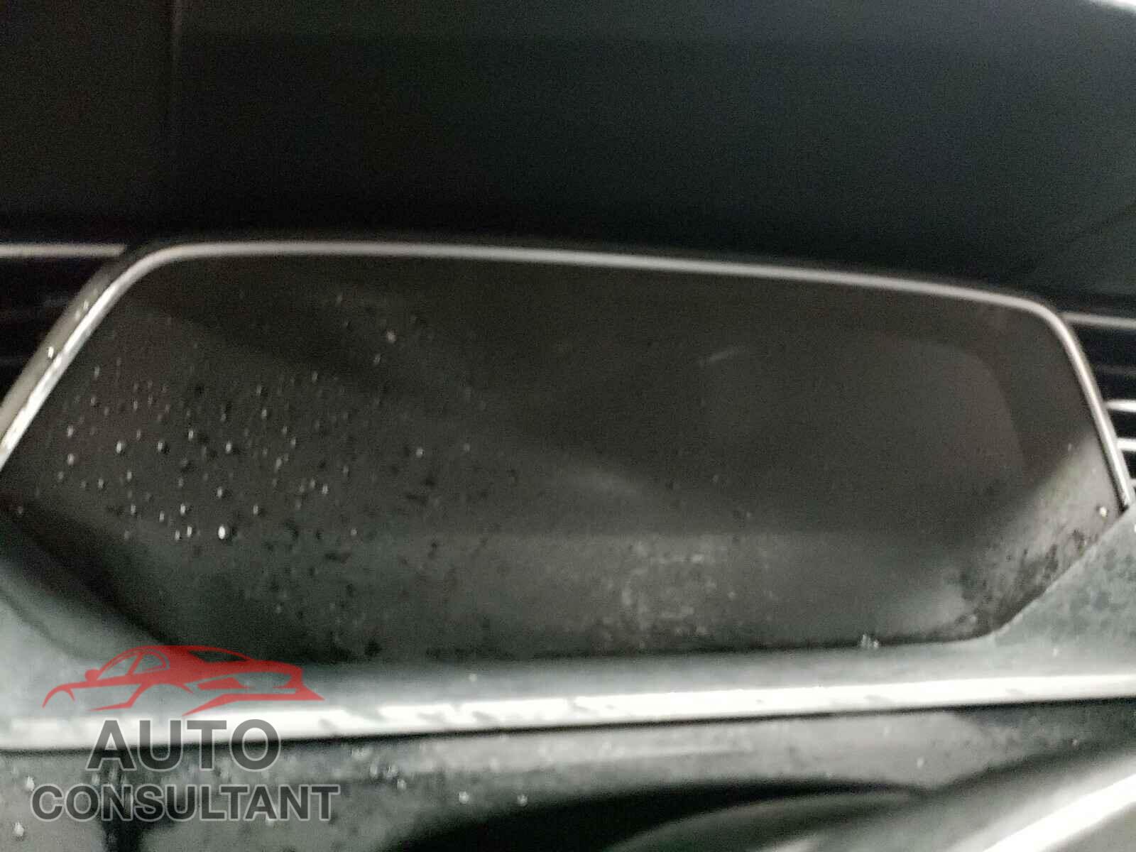 AUDI E-TRON 2019 - WA1LAAGE0KB022308