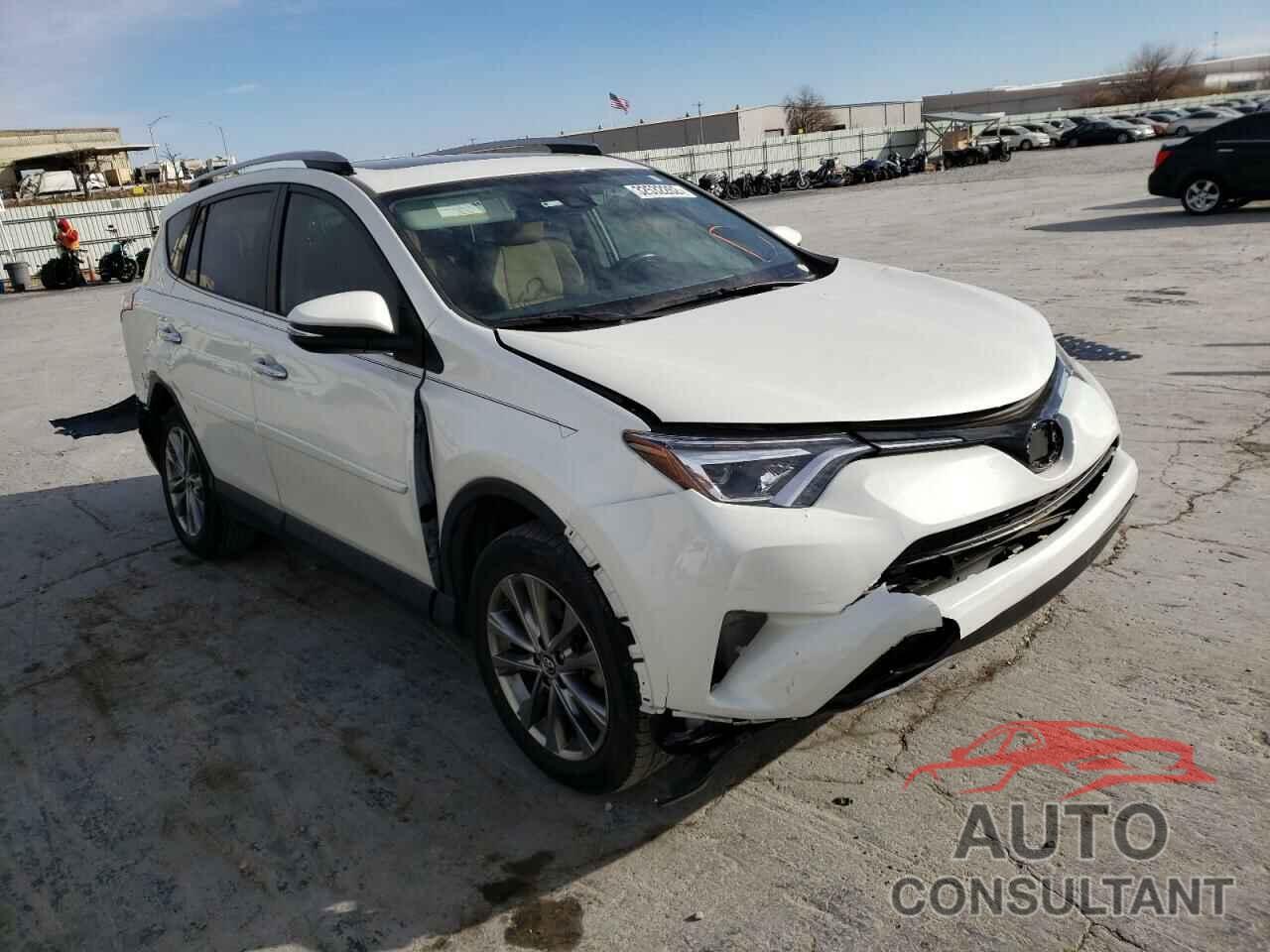 TOYOTA RAV4 2017 - JTMYFREV8HJ143987