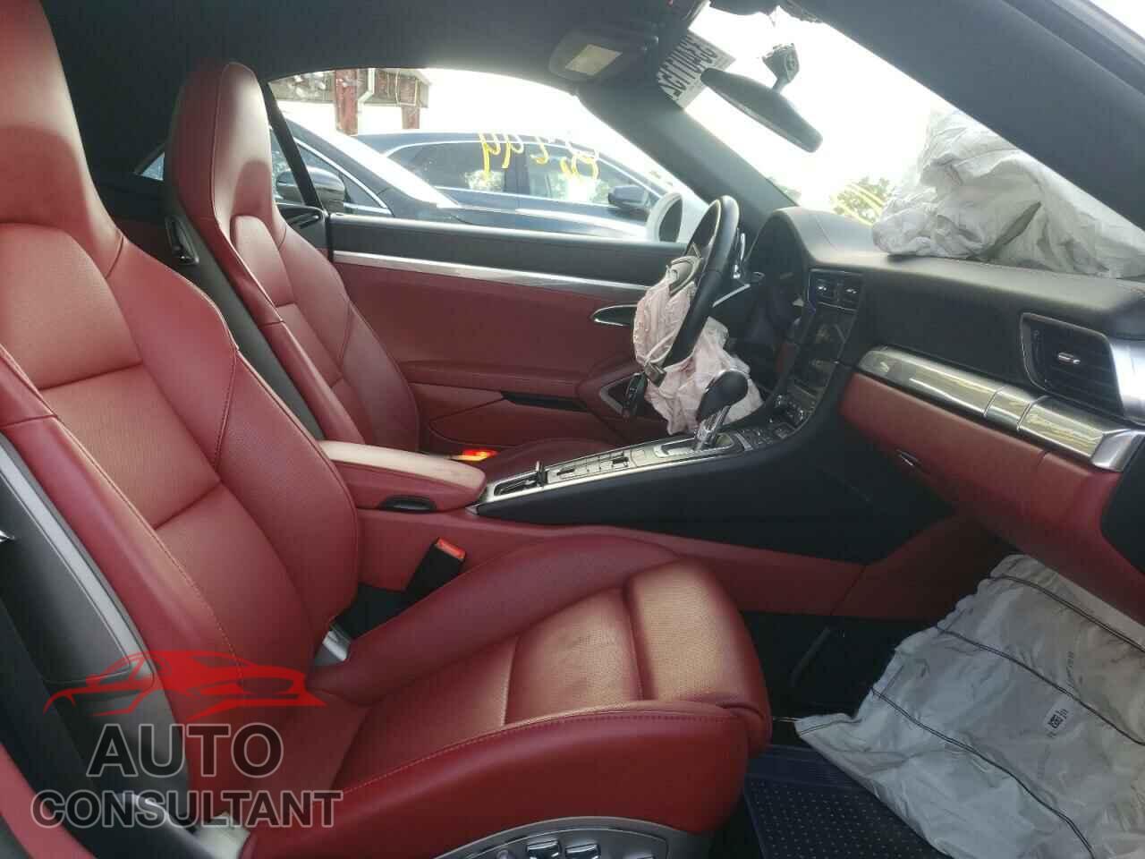 PORSCHE 911 2017 - WP0CB2A9XHS154943