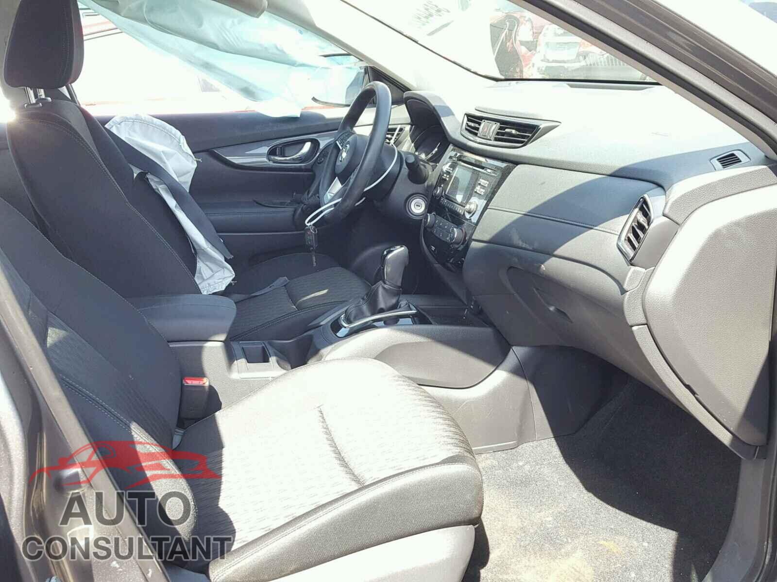 NISSAN ROGUE S 2017 - KNMAT2MV3HP598813