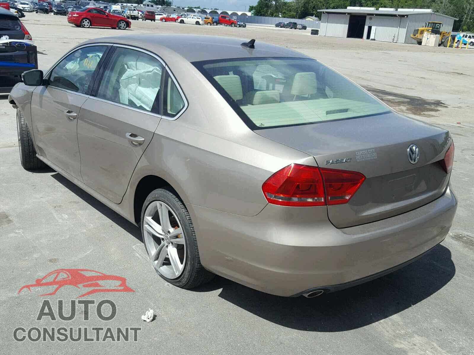 VOLKSWAGEN PASSAT 2015 - 1VWBV7A39FC031859