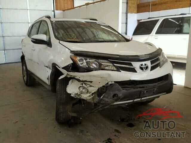 TOYOTA RAV4 2015 - JTMRFREV6FD132275