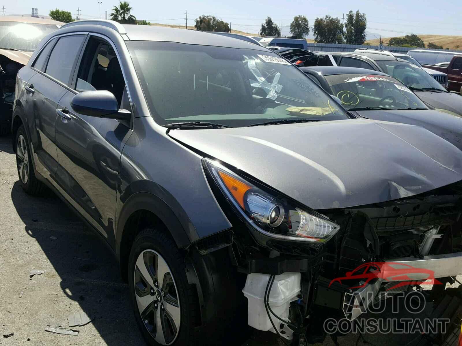 KIA NIRO 2018 - KNDCB3LC9J5138350