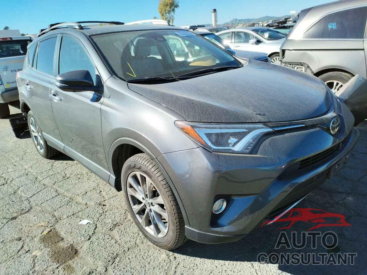 TOYOTA RAV4 2017 - JTMDFREV2HJ705428