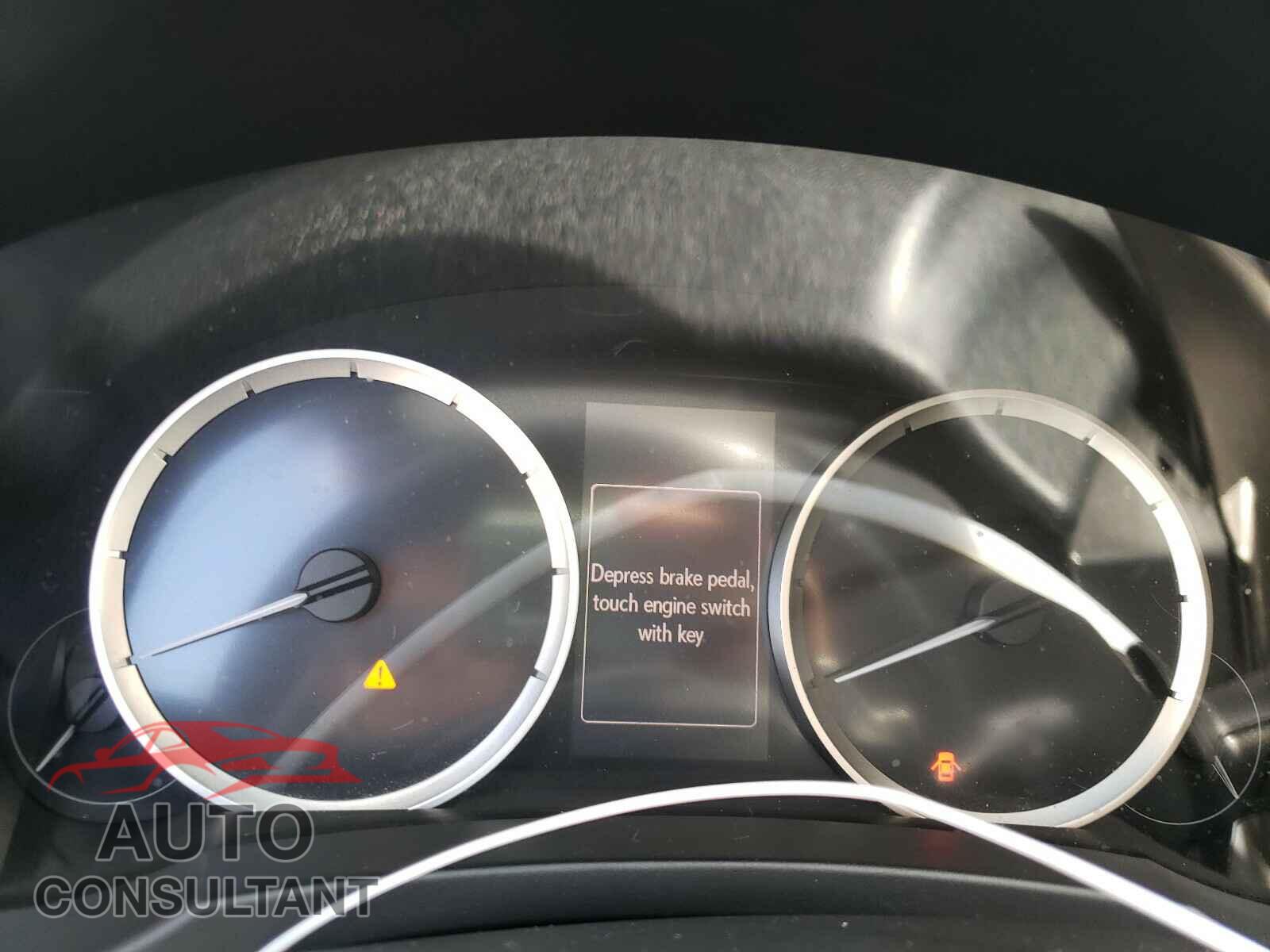 LEXUS IS 2016 - JTHBA1D27G5023228