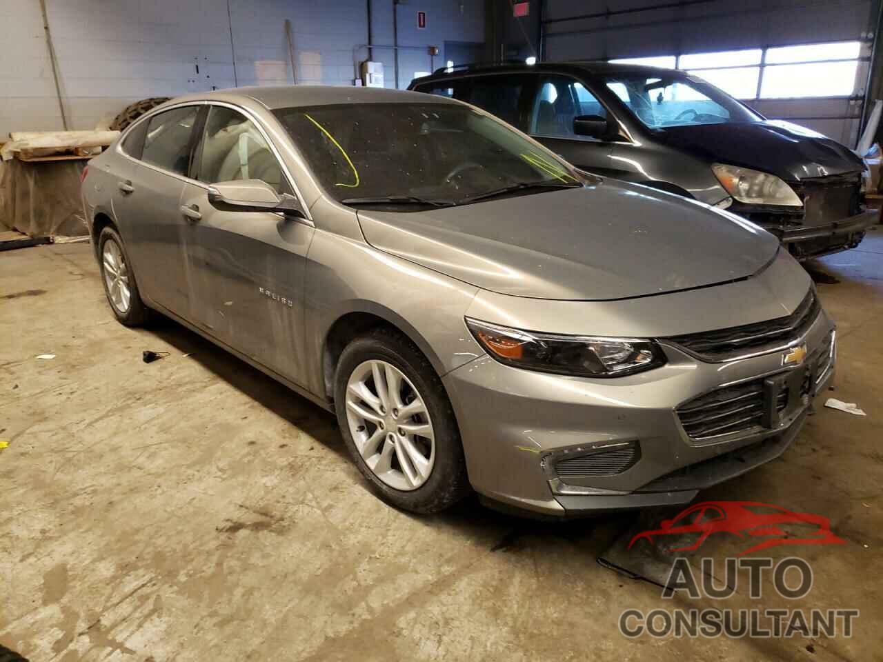 CHEVROLET MALIBU 2018 - 1G1ZD5ST0JF211383