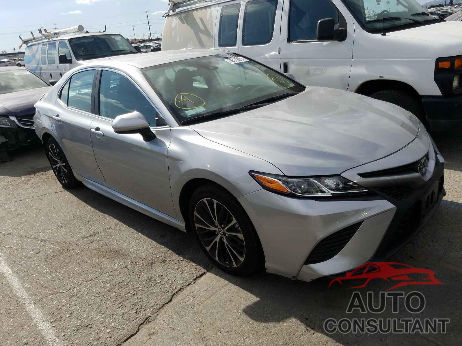 TOYOTA CAMRY 2020 - 4T1G11AK3LU960164