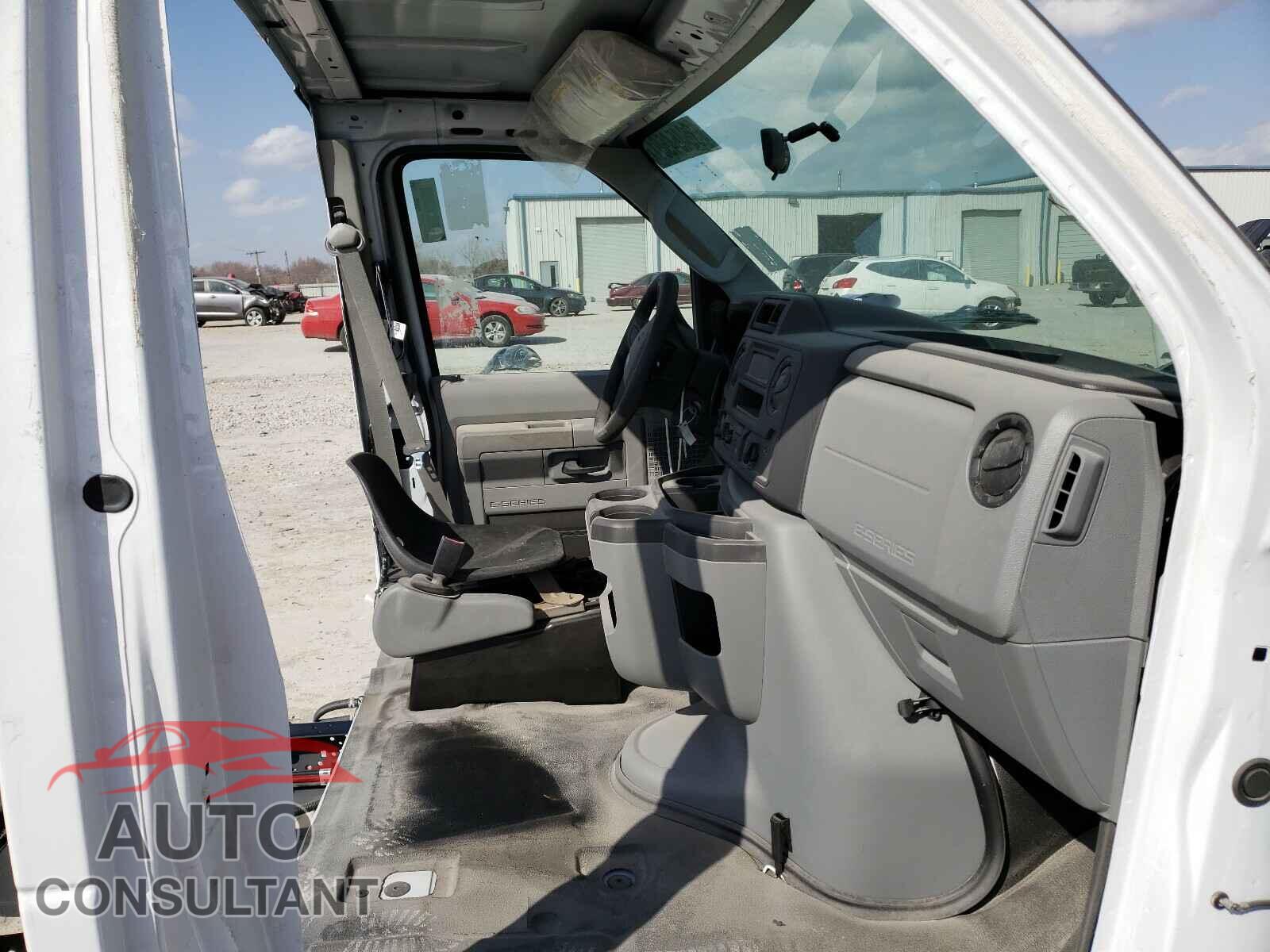 FORD ECONOLINE 2021 - 1FDEE3FN2MDC01064