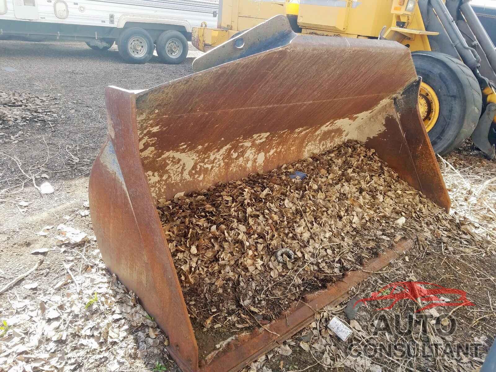 VOLVO BUCKET 2020 - 18