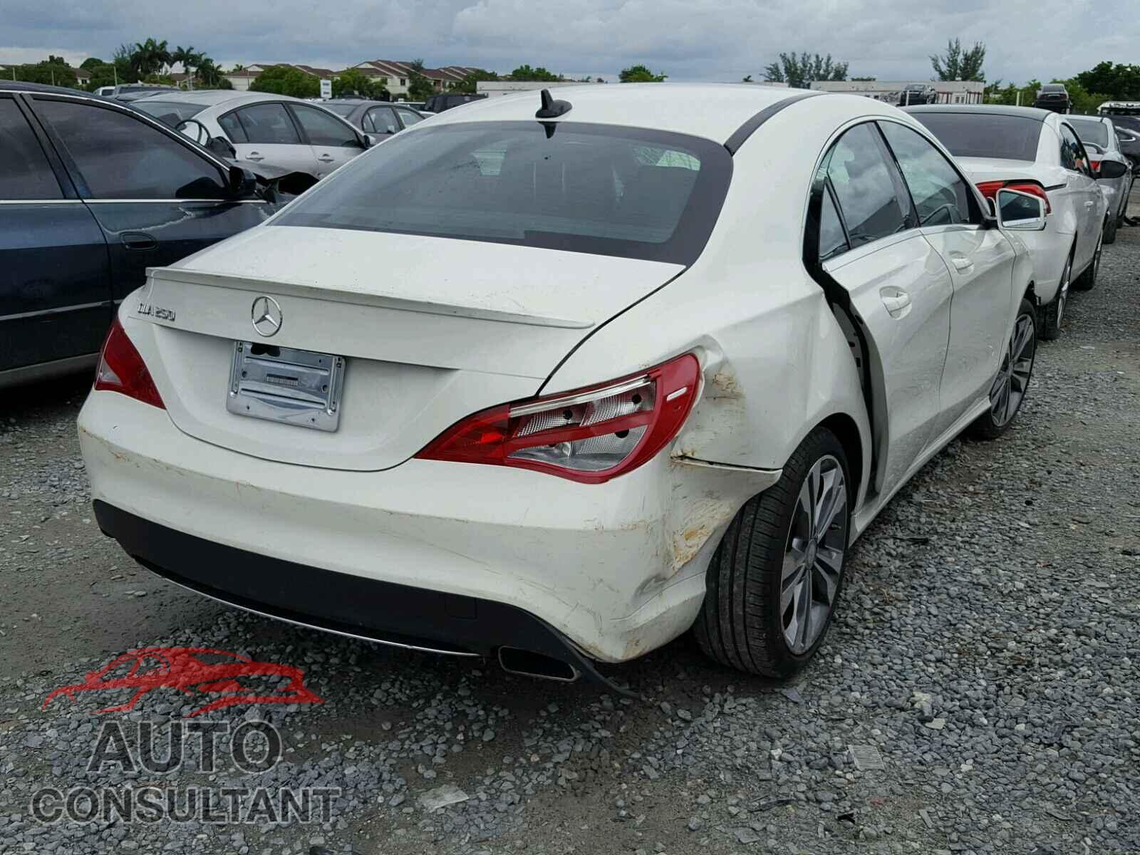 MERCEDES-BENZ C CLASS 2016 - WDDSJ4EB7GN320202