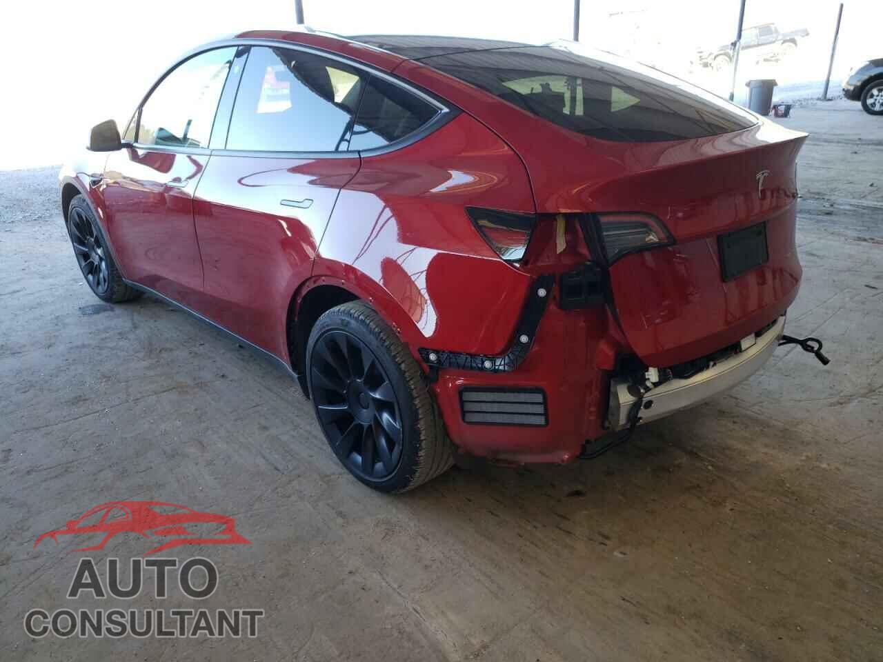 TESLA MODEL Y 2021 - 5YJYGDEE3MF074661