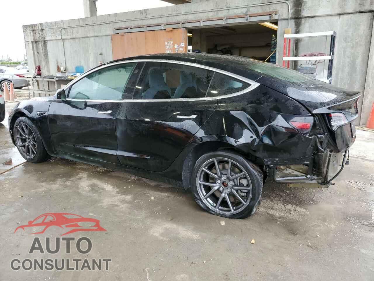 TESLA MODEL 3 2019 - 5YJ3E1EA5KF431475