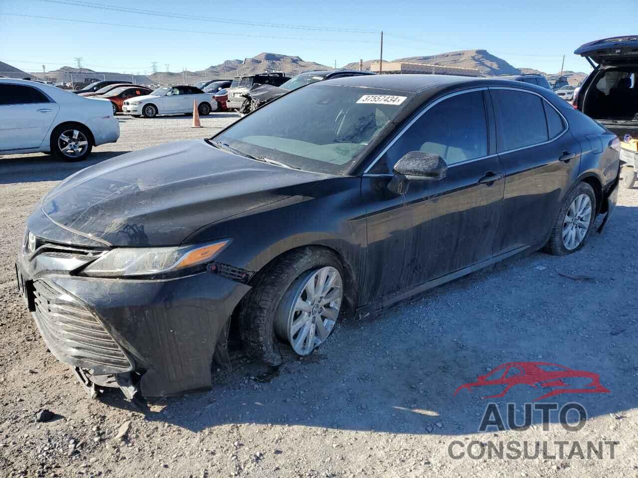 TOYOTA CAMRY 2018 - 4T1B11HK2JU616502