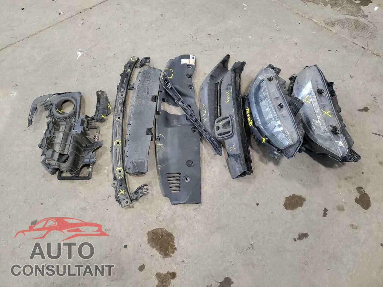 HONDA CIVIC 2019 - 2HGFC3A59KH220332