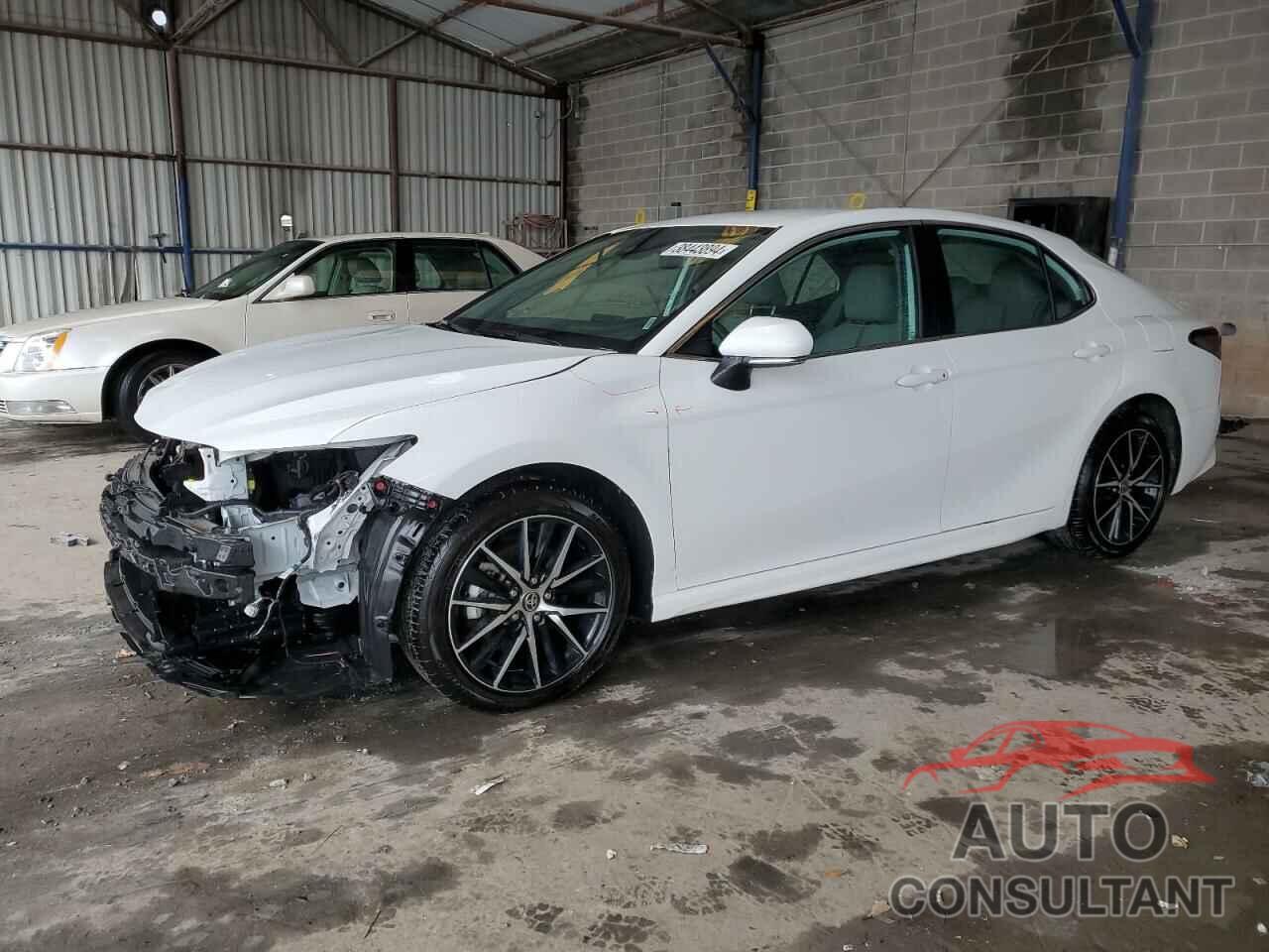 TOYOTA CAMRY 2022 - 4T1G11AKXNU659619