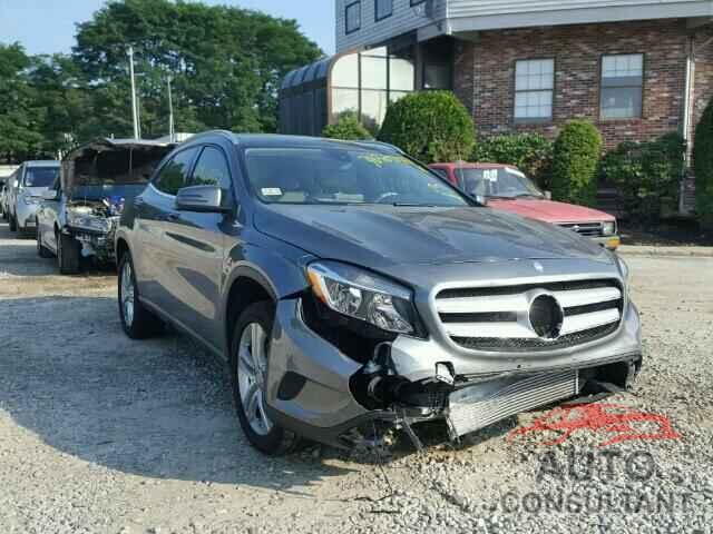 MERCEDES-BENZ GLA 250 4MATIC 2016 - WDCTG4GB3GJ231870