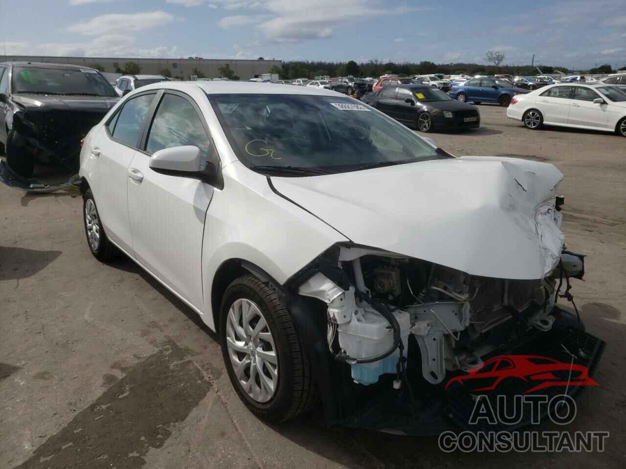 TOYOTA COROLLA 2018 - 5YFBURHE7JP770964