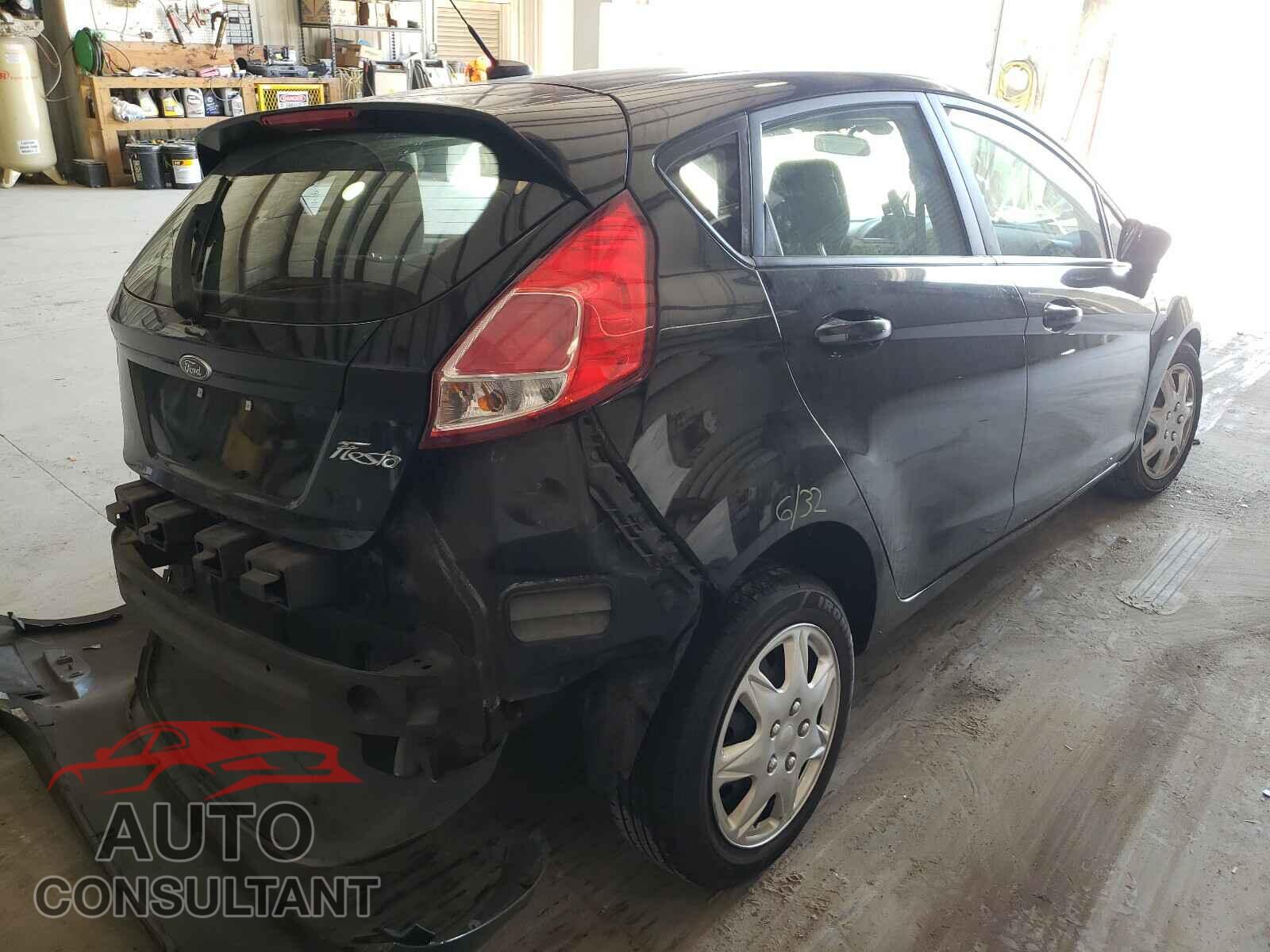FORD FIESTA 2016 - 3FADP4TJ4GM172425