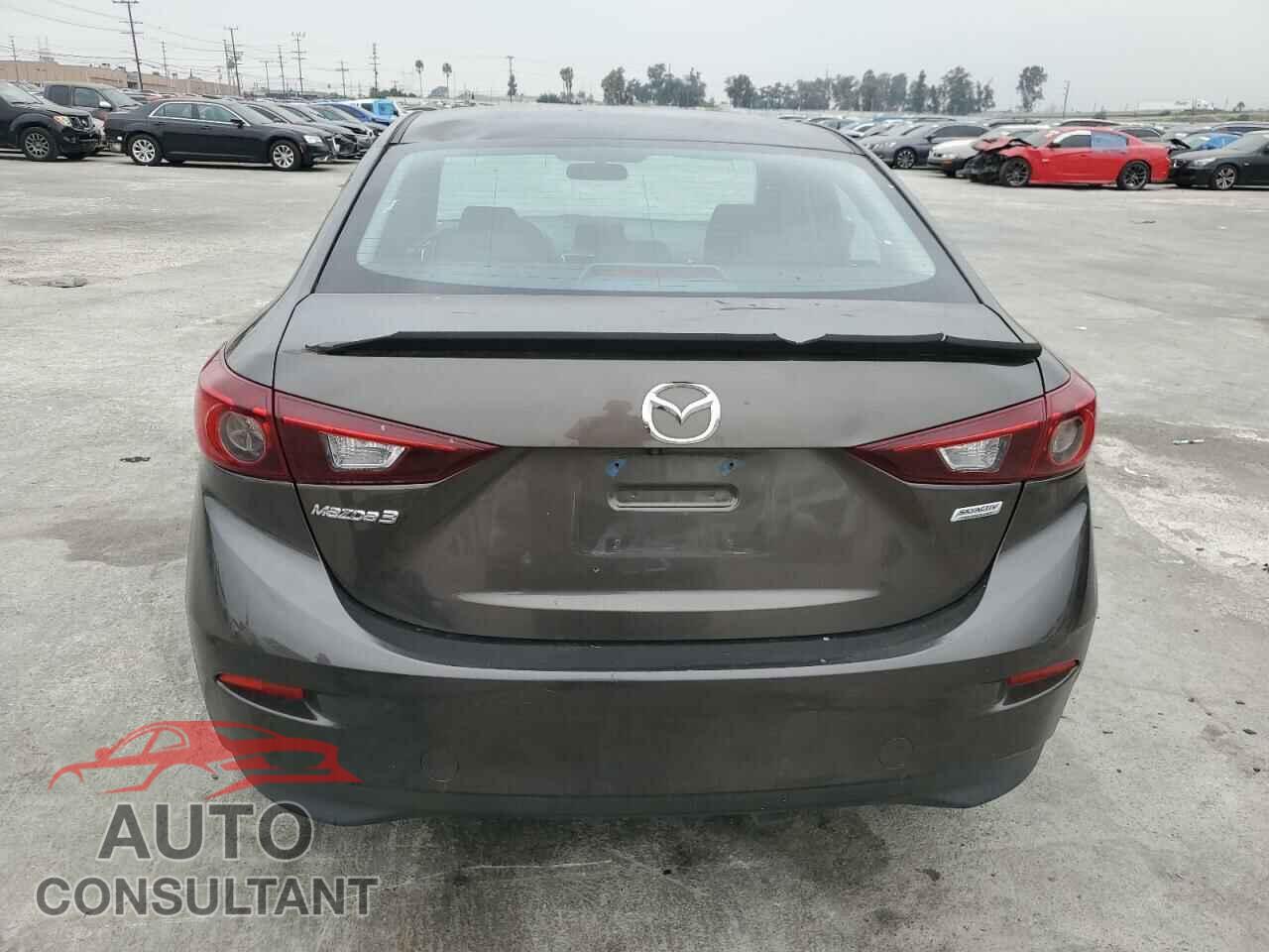 MAZDA 3 2017 - 3MZBN1U73HM108089
