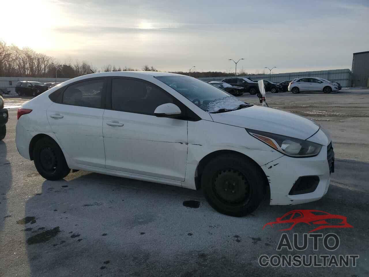 HYUNDAI ACCENT 2018 - 3KPC24A33JE020761