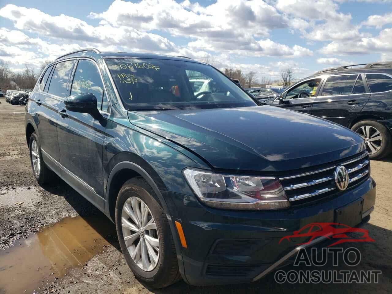 VOLKSWAGEN TIGUAN 2018 - 3VV2B7AX5JM187064