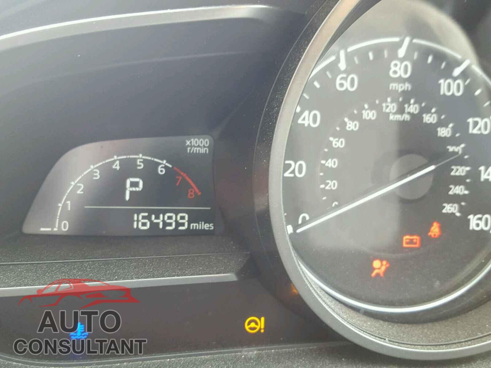 MAZDA 3 2017 - 3MZBN1U73HM131727