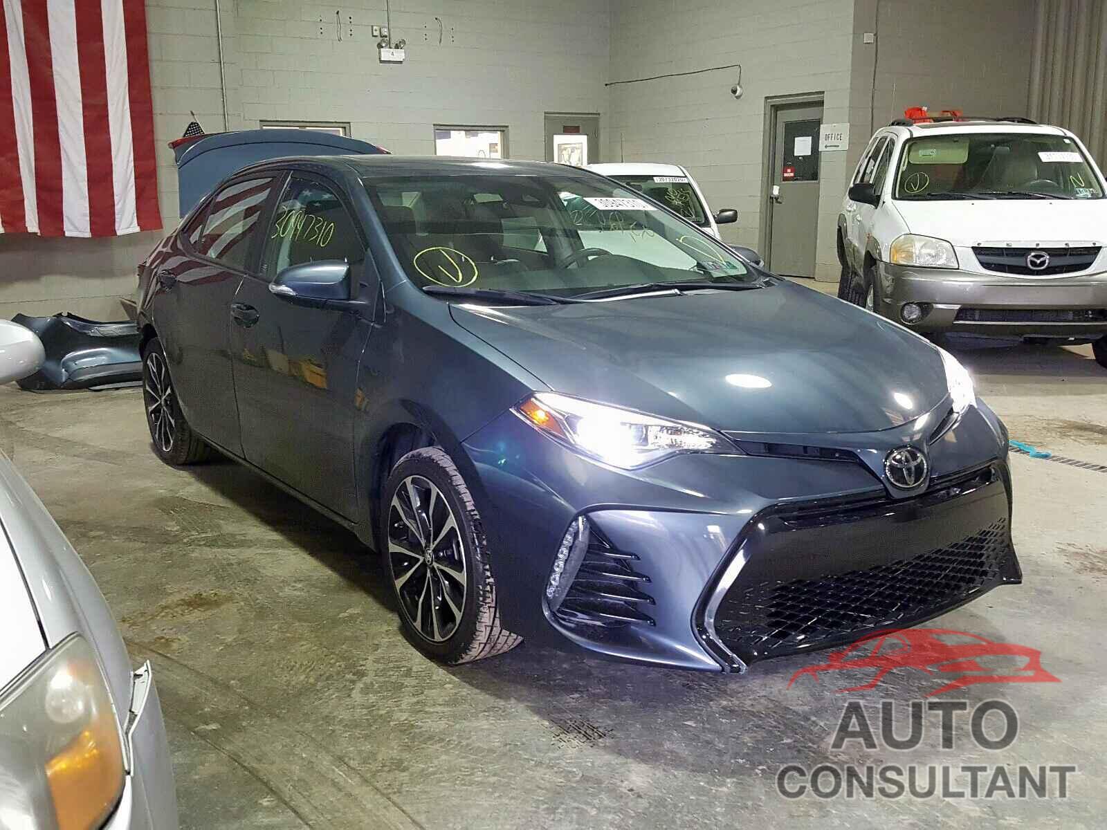 TOYOTA COROLLA 2018 - 2T1BURHE8JC001454
