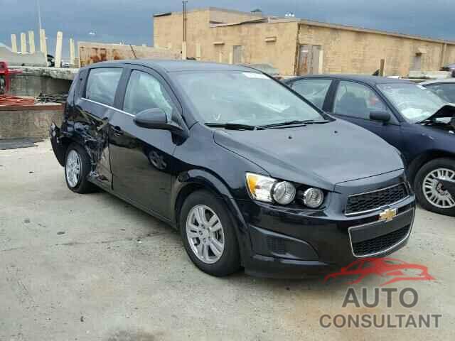 CHEVROLET SONIC 2015 - 1G1JC6SH6F4177955