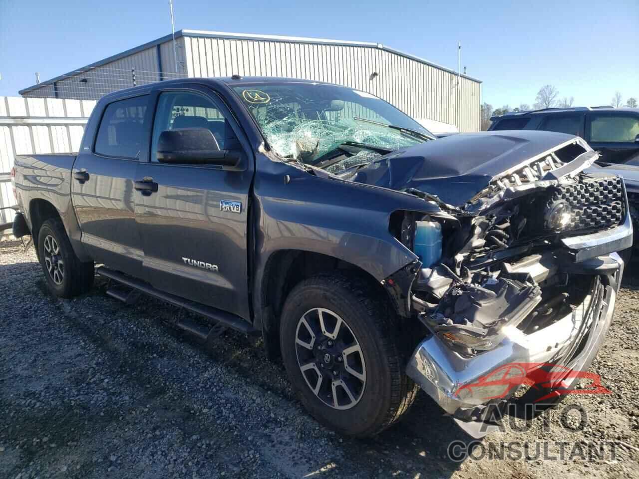 TOYOTA TUNDRA 2018 - 5TFDY5F11JX746344