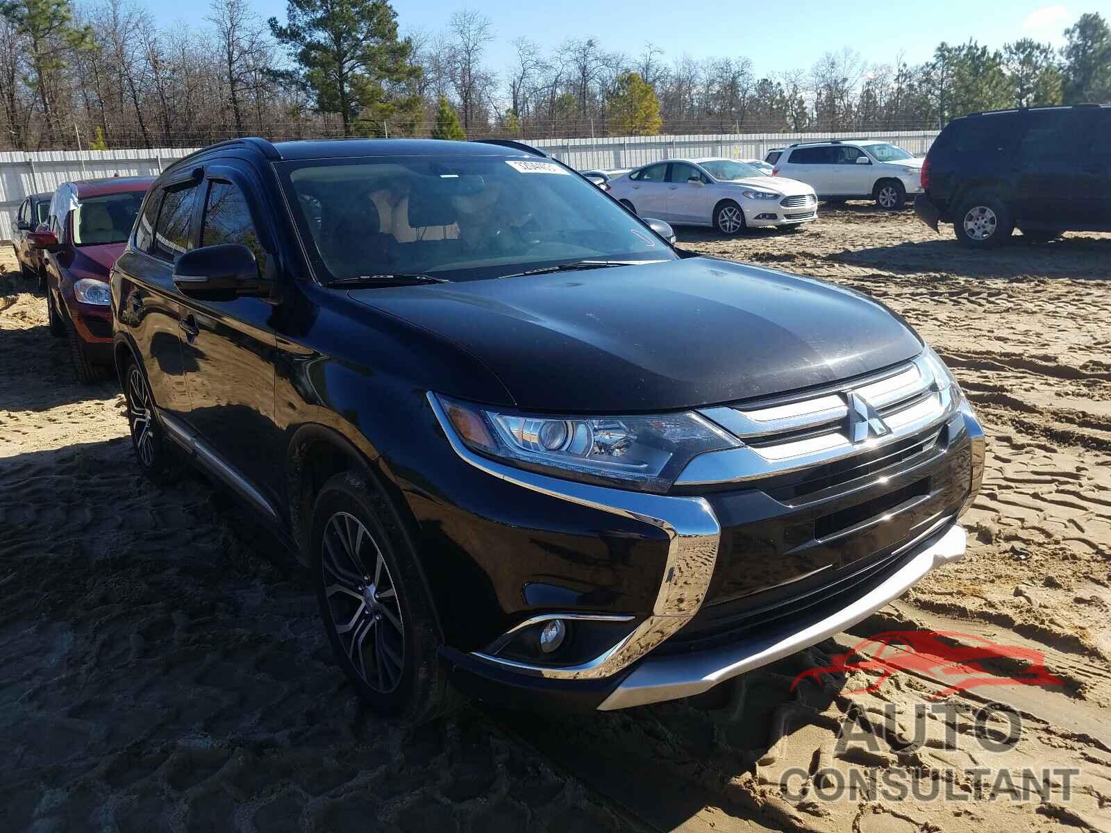 MITSUBISHI OUTLANDER 2017 - JA4AD3A30HZ010192